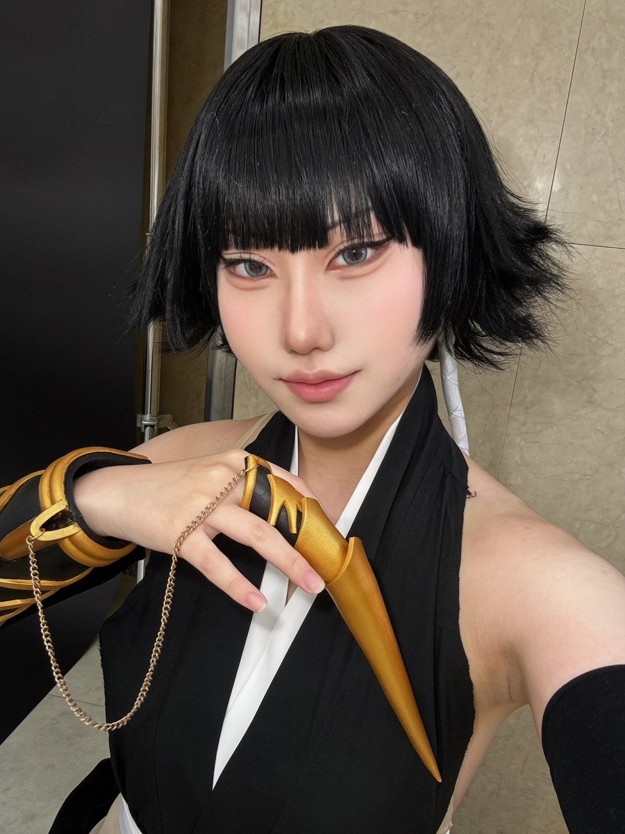 onm404's tweet photo. 更衣室でました！ネリエルと一緒です！
 #アコスタ池袋 https://t.co/YiDbibU8o6