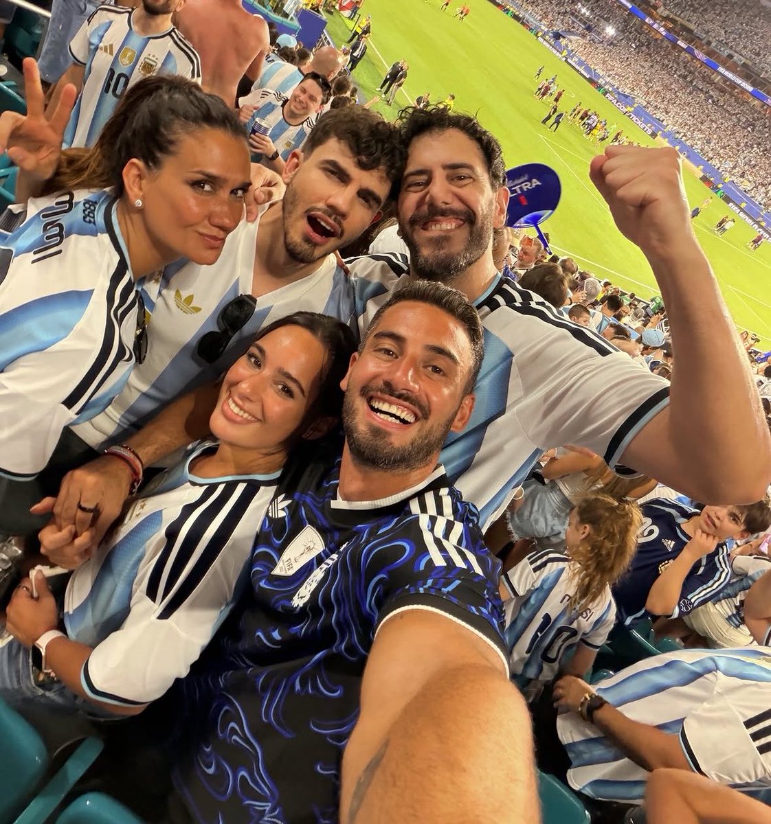occhiaminofcial's tweet photo. familia 🫂♥️ https://t.co/ExHc6oQCfm