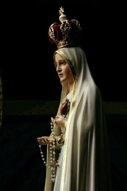 JustAdaugoijele's tweet photo. HOW TO PRAY THE 3 HAIL.MARY DEVOTIONS 

What is the 3 Hail Mary Devotions?!

The Three Hail Mary Devotion is a Catholic practice where one prays three Hail Marys in honor of the three divine virtues: faith, hope, and charity. Here is a brief overview of this devotion:

Purpose:

1. Faith: To increase one's faith in God.
2. Hope: To strengthen hope in salvation.
3. Charity: To grow in love for God and others.

Practice:

Morning:  
Upon waking, one prays three Hail Marys, asking for the grace to live the day with faith, hope, and charity.

First Hail Mary for an increase in faith.

Second Hail Mary for strengthening hope.

Third Hail Mary for charity towards all.

Evening: Before going to bed, the prayers are repeated, this time reflecting on the day's actions and seeking forgiveness for any shortcomings in these virtues.

Origin:
This devotion is traditionally attributed to St. Anthony of Padua / St. Alphonsus Liguori, though there are various accounts. The practice aims to honor the Blessed Virgin Mary and to seek her intercession for these virtues.

Hail Mary, full of grace,
the Lord is with thee.
Blessed art thou amongst women
and blessed is the fruit of thy womb, Jesus.
Holy Mary, Mother of God,
pray for us sinners,
now and at the hour of our death. 
Amen.