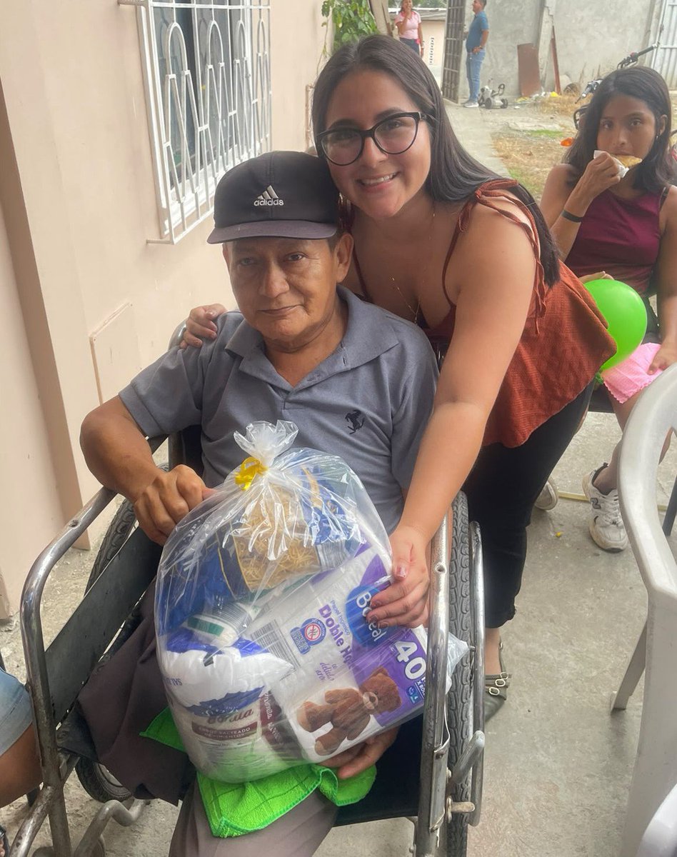 fbsoficial2026's tweet photo. #FBS Realiza la  Socialización de ley orgánica de las #PCD, actividad realizada hoy en cantón #PedroCarbo, junto a usuarios, cuidadores y equipo técnico. Fortalecemos nuestra labor en territorio en el #GobiernoDelEcuador https://t.co/T80GylOldn