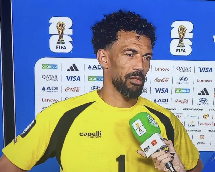 vascomics's tweet photo. Não fico triste pela eliminação. Triste é um clube em 17º lugar estar há 16 dias sem técnico, sem reforços e sob uma liminar.

— Vozinha https://t.co/3E0Q81ACad