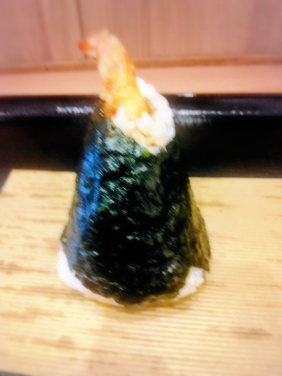 mugicha35's tweet photo. 溺れる生クリームクレープと天むす！ https://t.co/rxbd4EGYoT