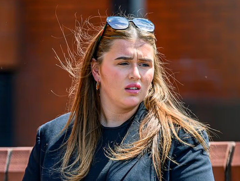 TheGriftReport's tweet photo. Two female Derbyshire Police call handlers have admitted accessing restricted material on the police computer system and leaking it to third parties

Ellie Mae Doherty 22 and Jessica Fitzhugh 22 pleaded guilty to misconduct in public office and unauthorised access after being caught by the force’s counter corruption unit

Judge Timothy Spencer KC told the pair at Leicester Crown Court they are looking at prison sentences with sentencing due on August 28