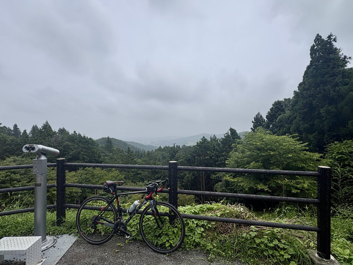 pxp03460's tweet photo. 桂木観音展望台にて西だいもん農園さんのゆずジェラートを
美味しいよ https://t.co/yxJL5bwnE5