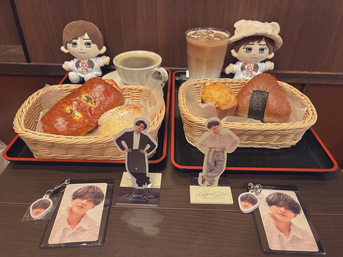choco_choco555's tweet photo. 朝活🥐🖤

おにぎりパンが本物のおにぎりみたいに
美味しくて🍙
お互いファンミ当たるといいなぁ〜🫧 https://t.co/q6v2O4k7Zg