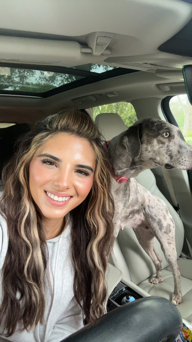 itschelsie124's tweet photo. hope y'all have a great day❤️ https://t.co/GKUetWSwvc