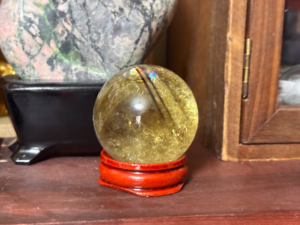 昨日369stone( #369stone ) 様で お迎えした 専用の木の台座が付いた