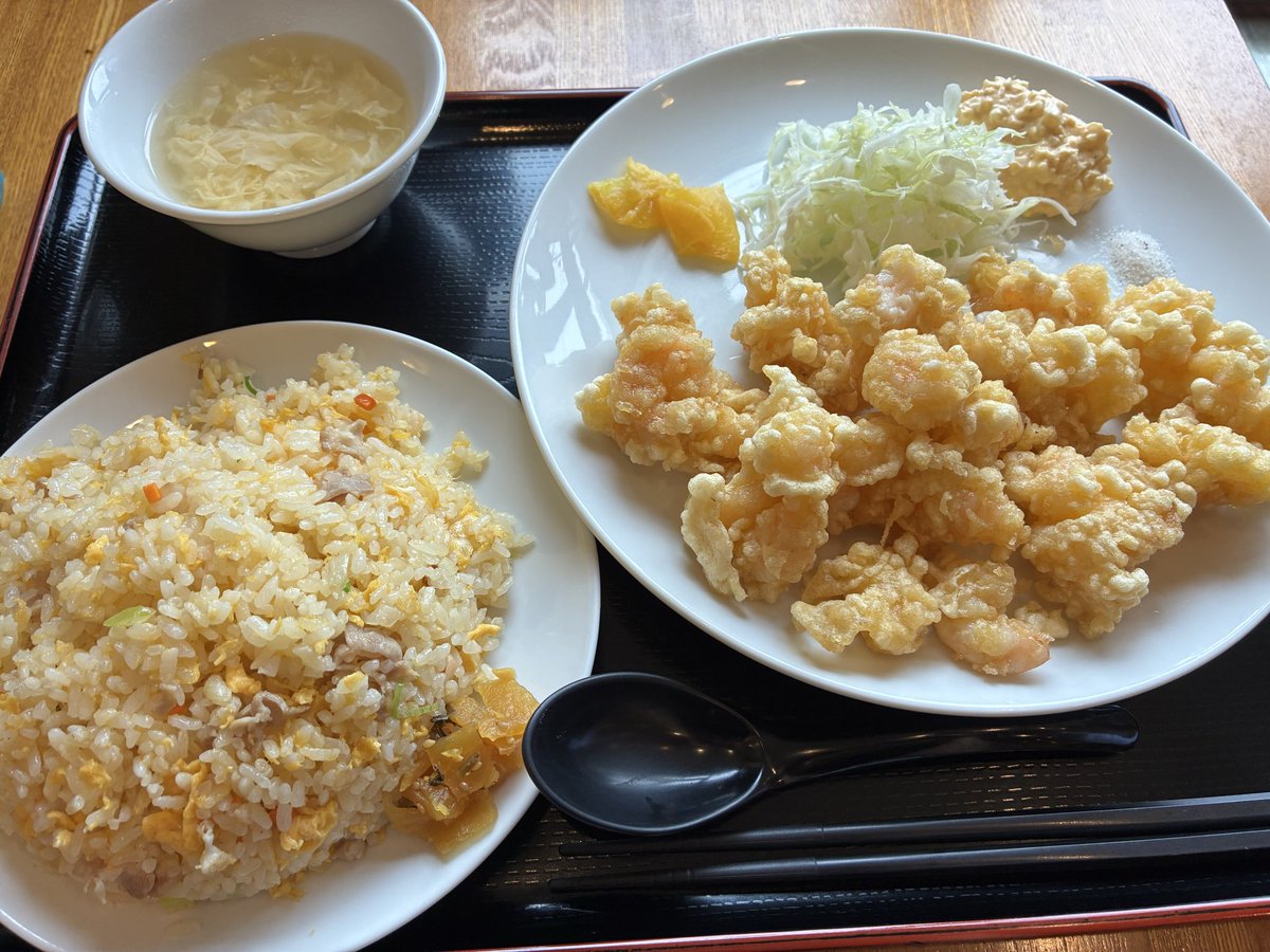 ochikazoo's tweet photo. コミデー前に食べ過ぎる😮‍💨
動けないよ〜 https://t.co/NFwIEUav3l