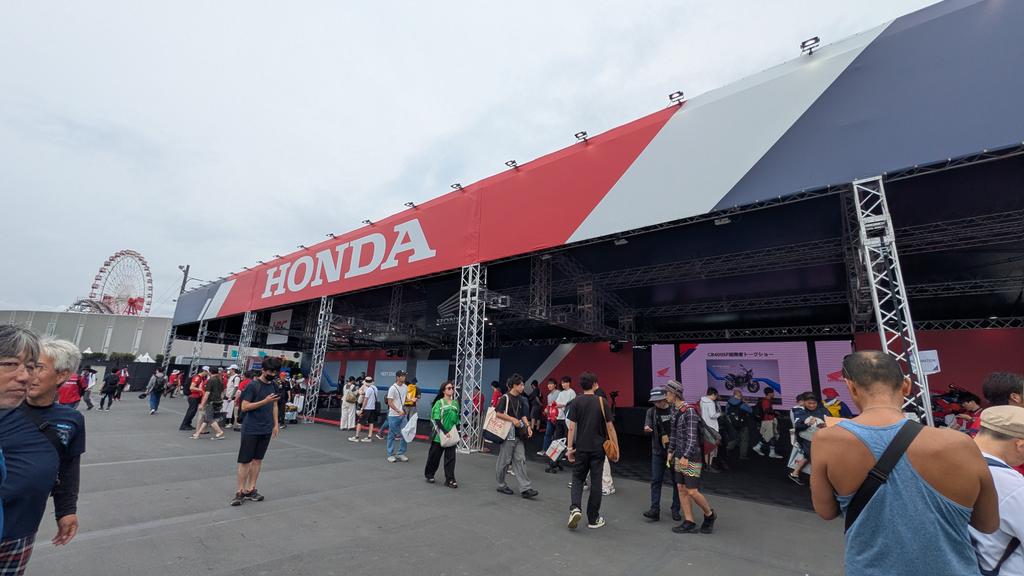 clover63fbi's tweet photo. 今年も頑張るぞ！

#Hondaガチャ2026 #Honda8耐5連覇 https://t.co/wOBiI6IRJg