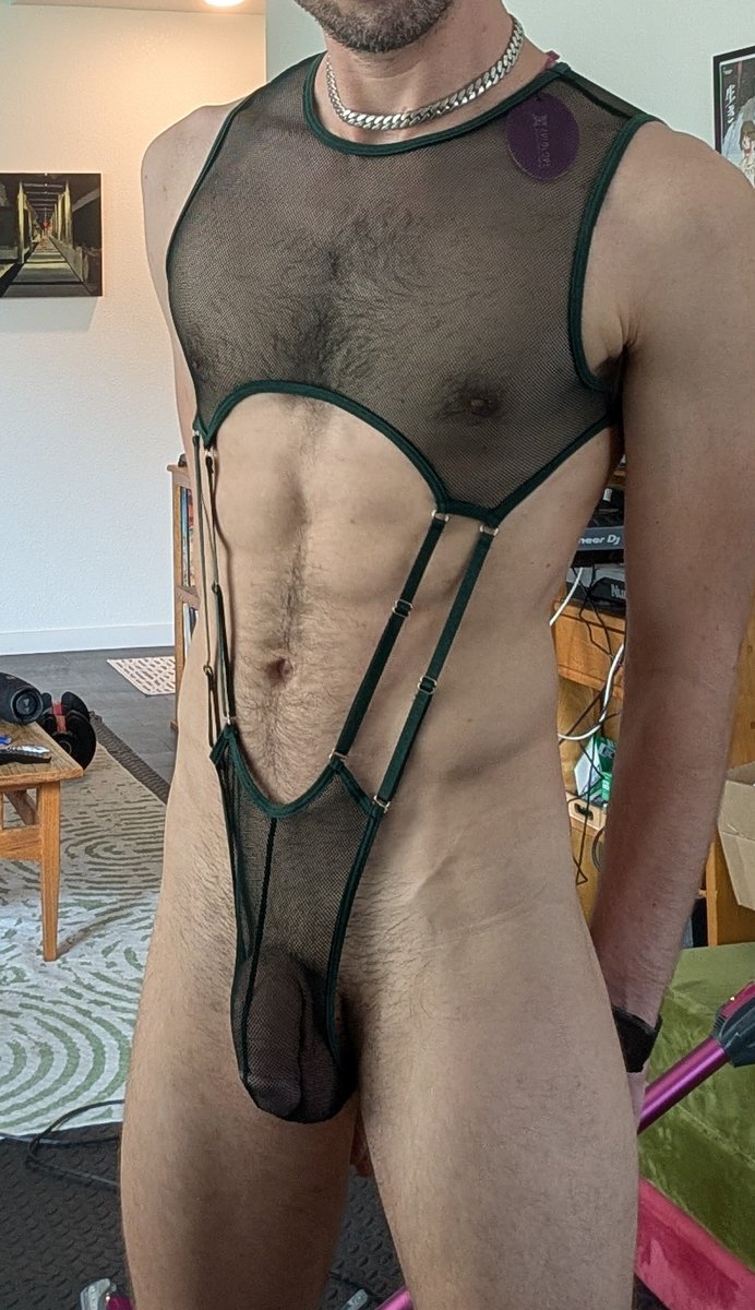 oscfreq's tweet photo. Trying on a new fit... https://t.co/DjhCVFLYkD