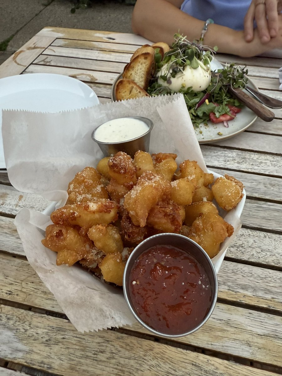 SamDikanovic's tweet photo. Fine 4th of July weekend dinner in Milwaukee https://t.co/NXAWwKT93W