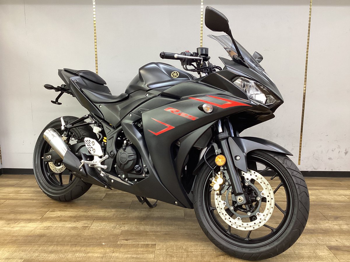 L_SizeBike's tweet photo. #YAMAHA #YZF-R25 #RG10J
新入荷情報!!!
2015年モデル　走行距離5190km

気軽にフォロー、いいね！、コメントよろしくお願いします。
気になる事はなんでもDM下さい。
詳しい在庫情報はグーバイクをクリック！
トップページのURLからどうぞ！ https://t.co/3rOKJ35Ivp