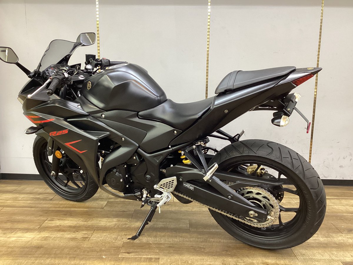 L_SizeBike's tweet photo. #YAMAHA #YZF-R25 #RG10J
新入荷情報!!!
2015年モデル　走行距離5190km

気軽にフォロー、いいね！、コメントよろしくお願いします。
気になる事はなんでもDM下さい。
詳しい在庫情報はグーバイクをクリック！
トップページのURLからどうぞ！ https://t.co/3rOKJ35Ivp
