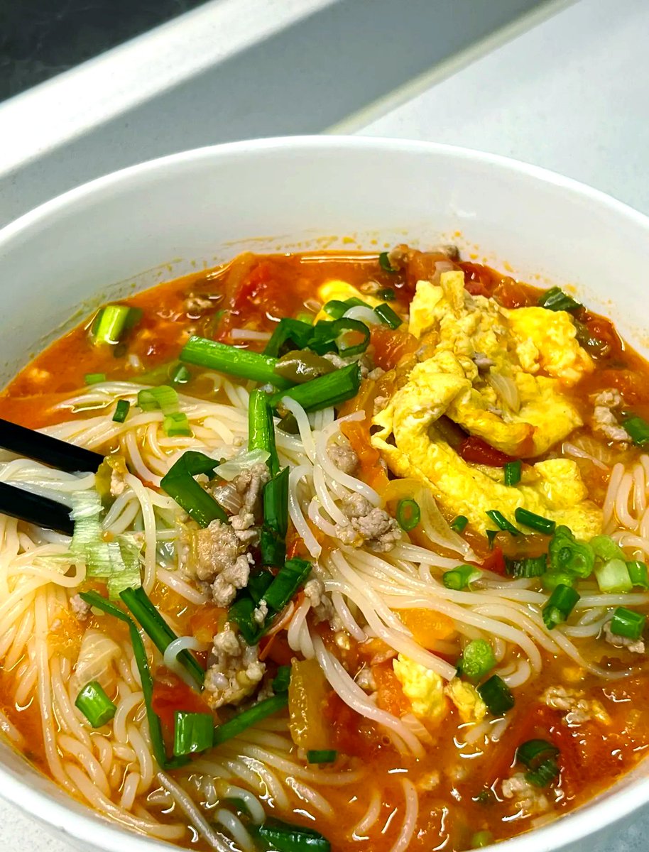 NickCrespi9zy's tweet photo. Just finished a cozy homemade tomato egg noodle bowl—warm, savory, hits the spot perfectly after a long day https://t.co/mBbmxuCVAd
