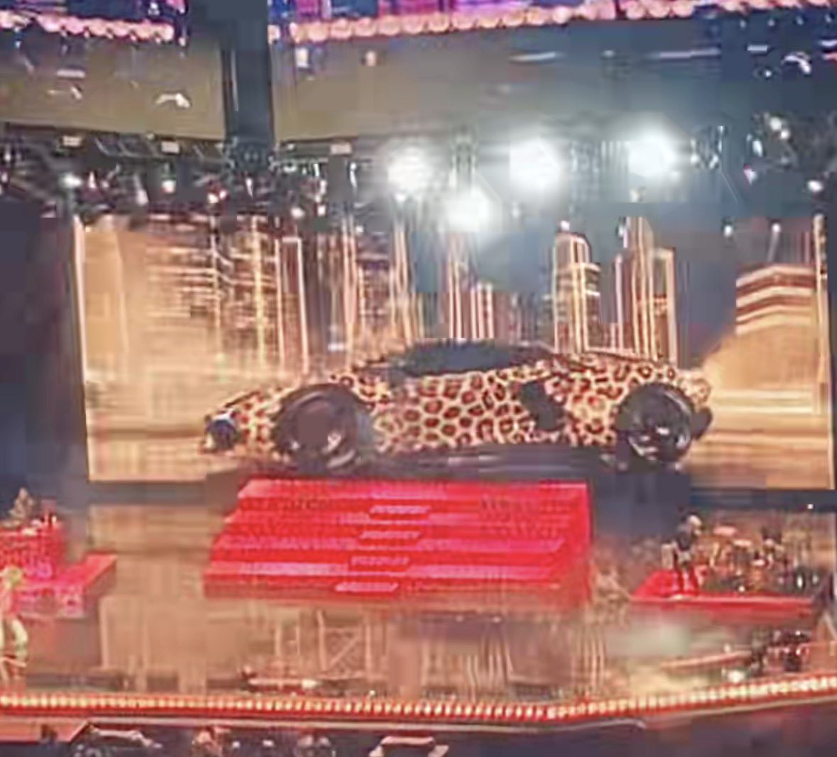 lattoJaylin's tweet photo. Latto’s background for her performance at essence festival https://t.co/zbyOlb1pAF