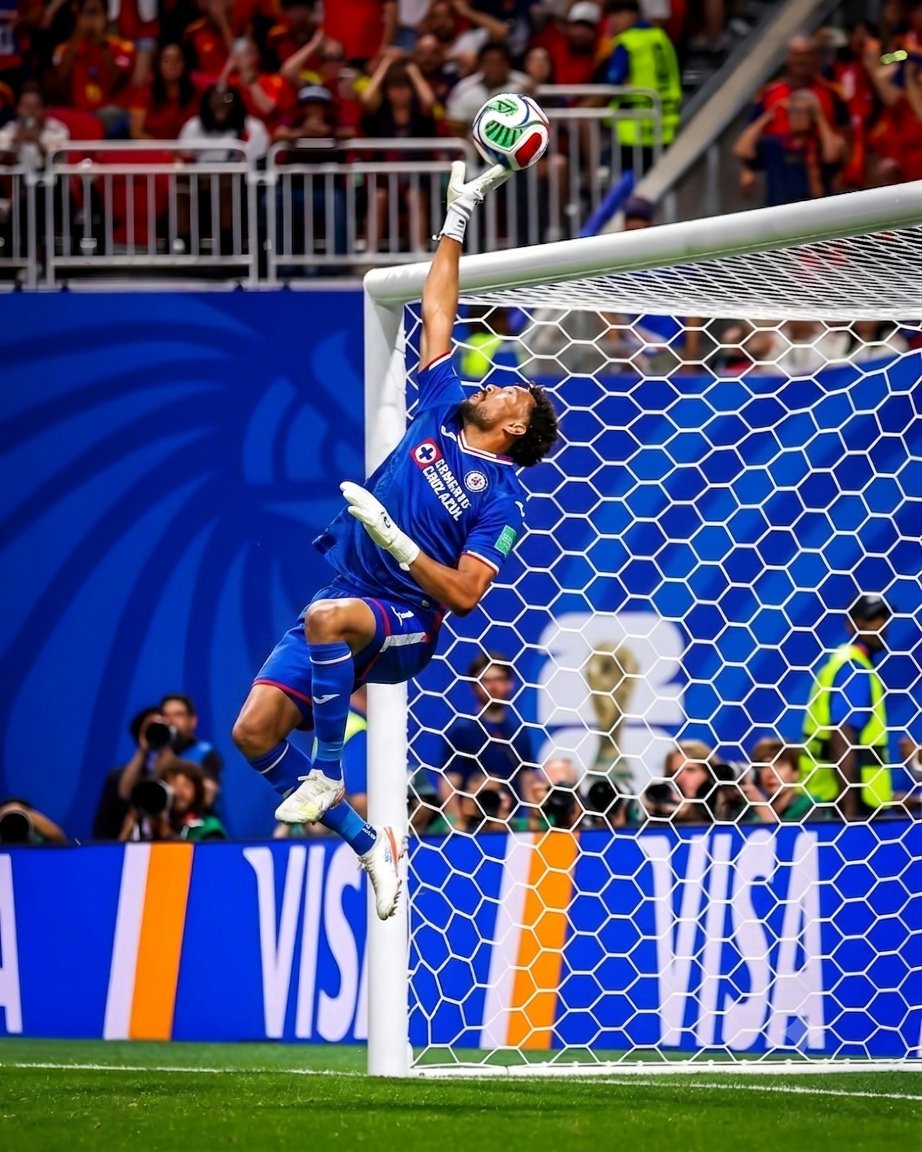 barrera020385's tweet photo. Ya me ví @CruzAzul háganlo posible #vozhina es el arquero que necesitamos #caboverde https://t.co/aPUm1rHWuH