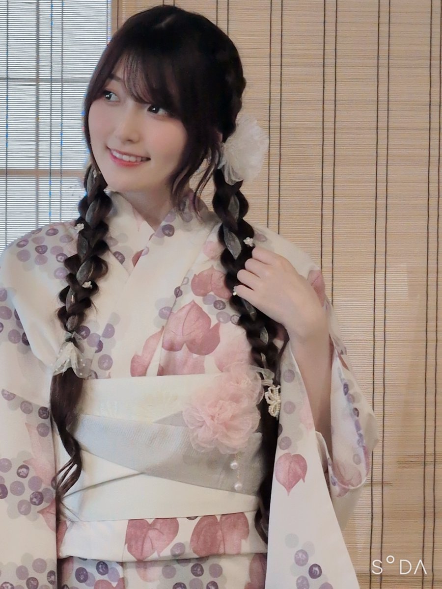 su_kawa_vg's tweet photo. 7/5(日)「薄井友里・川村玲奈のすーぱー☆かわちぃゆりれいしょん レク4～たにゃばた～」グッズオフショットをお届け📷

本日は薄井友里さんのオフショットです🩷
グッズ物販販売受付は7/4(土)20:00より開始！

詳細：https://t.co/cWSLJojMun
＃すーかわ https://t.co/eYfBNThalK