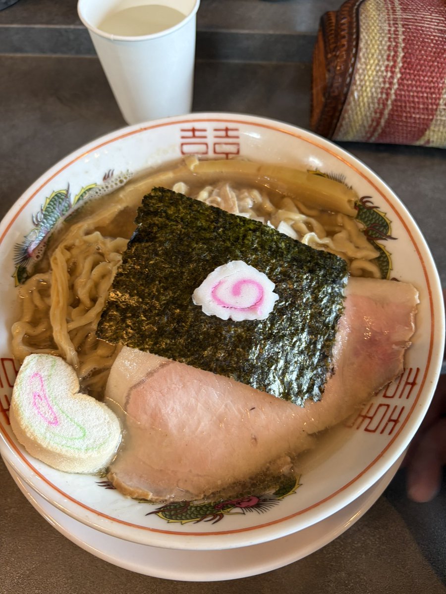 surutan110's tweet photo. tokiチャンラーメン塩、ヤキメシ。
もはや、町中華。ご馳走様です😋 https://t.co/BoIESilR9C