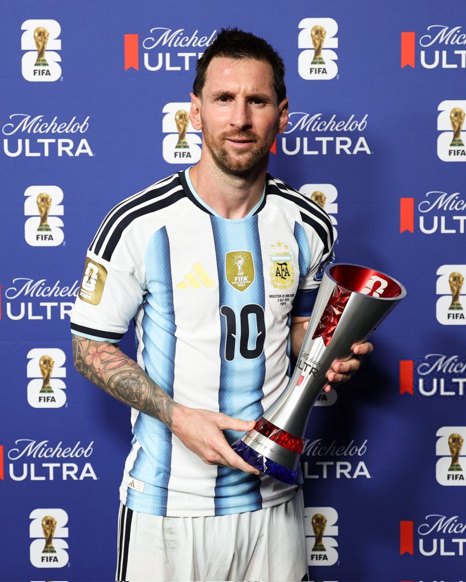 _mundoleo's tweet photo. El MVP de siempre 🏆✔️

Leo Messi 👏 https://t.co/ZYpqAzIXJn