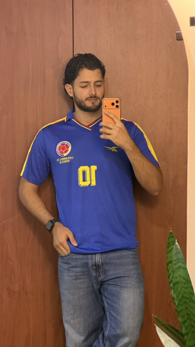 SimonMartR's tweet photo. Vamos que vamos!! 🇨🇴🇨🇴 https://t.co/lq1OljhvNM