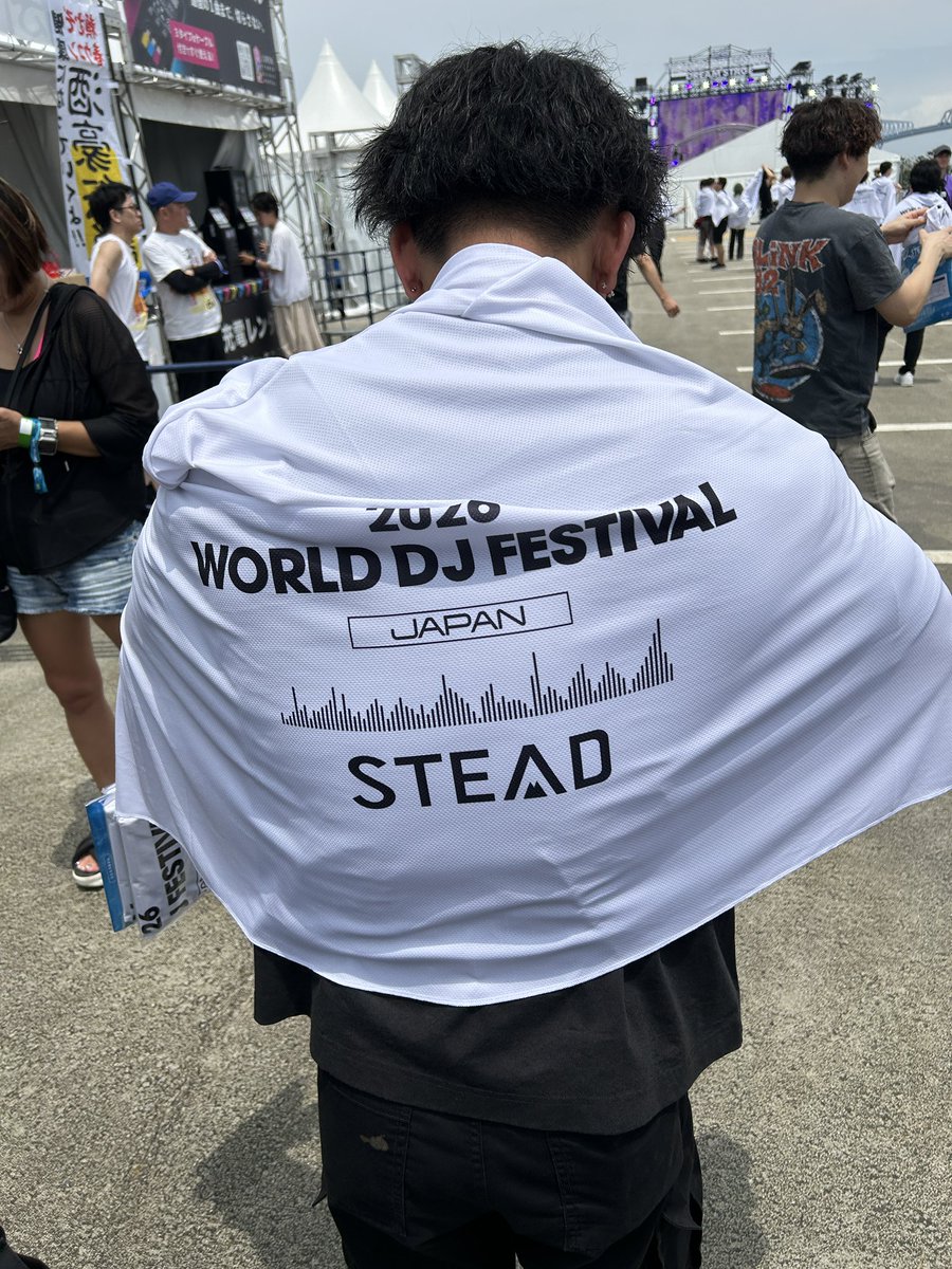 galent47's tweet photo. #STEAD冷感ポンチョ https://t.co/Nsnb8RzXrG