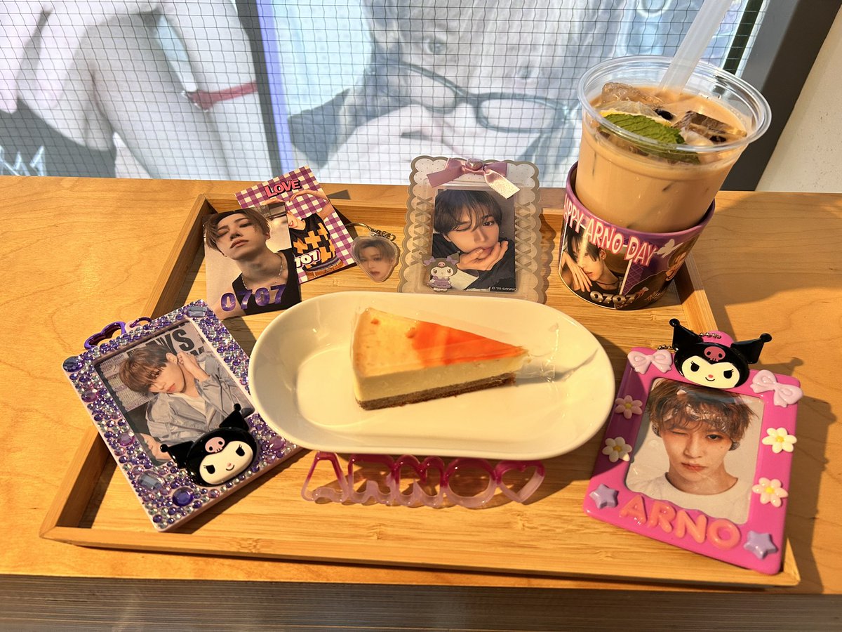 MeguArno277's tweet photo. 幸せ空間💜💜💜

#いちばん輝くジャンジアハオ https://t.co/62o7pfxAuK