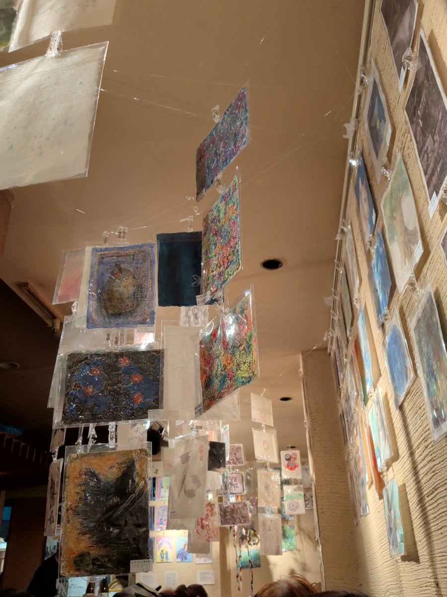 YOSHIMASAFUKUSH's tweet photo. 【百家繚乱展】
私の作品があります。和紙に龍体文字や曼荼羅鳳凰を展示中🐉神社仏閣好きな方に是非❣️
会場：下北沢バー・ラストチャンス
会期：2026.7.2〜7.30（18:00〜26:00）
定休日：第2、第4月曜日と毎週火曜日
特別昼営業日：7.5.12.19.20.26日（12時開店） https://t.co/TnYsd90Zyg