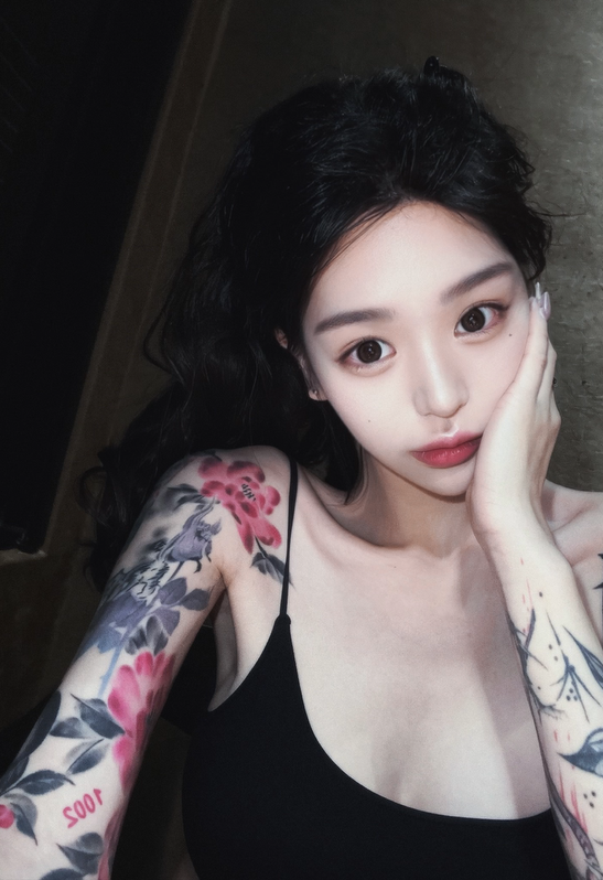lu_na1023's tweet photo. #맘눌뎀‌ https://t.co/ALj4zGt0fX