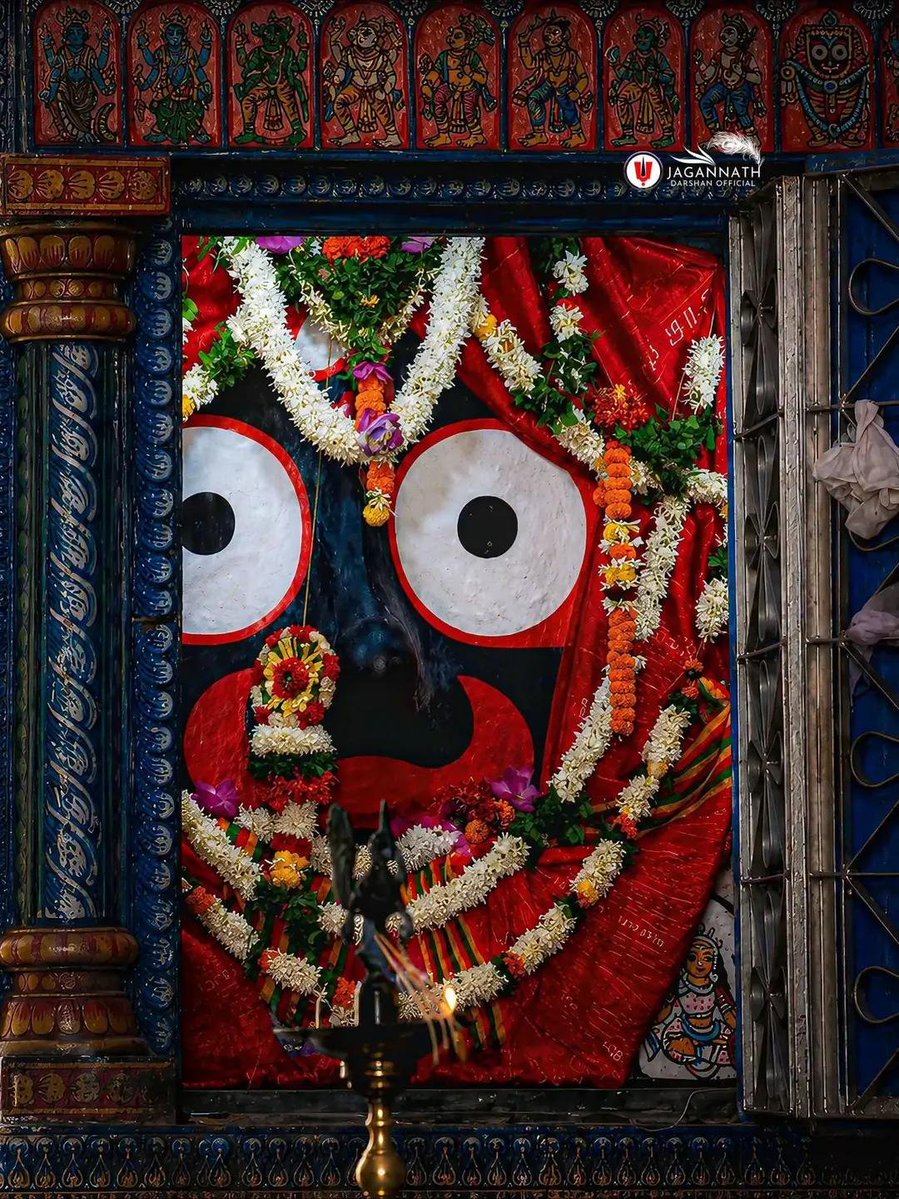 PracheeNanda's tweet photo. ବହୁତ ଲୋକ ତୁମର ପତନ ଚାହାଁନ୍ତି,
.
.
ହେଲେ ତୁ ଯାହା ସହିତ ଅଛୁ , ଯିଏ ଯେତେ ଚାହିଁଲେ ବି, ତୋ ଚାହିଁବା  ଆଗରେ ସବୁ ଚାହିଁବା  ଝାପ୍ସା ପଡ଼ିଯାଏ ✍️
#ହେ_ନାଥ 🙏 https://t.co/QtJiRELrTA