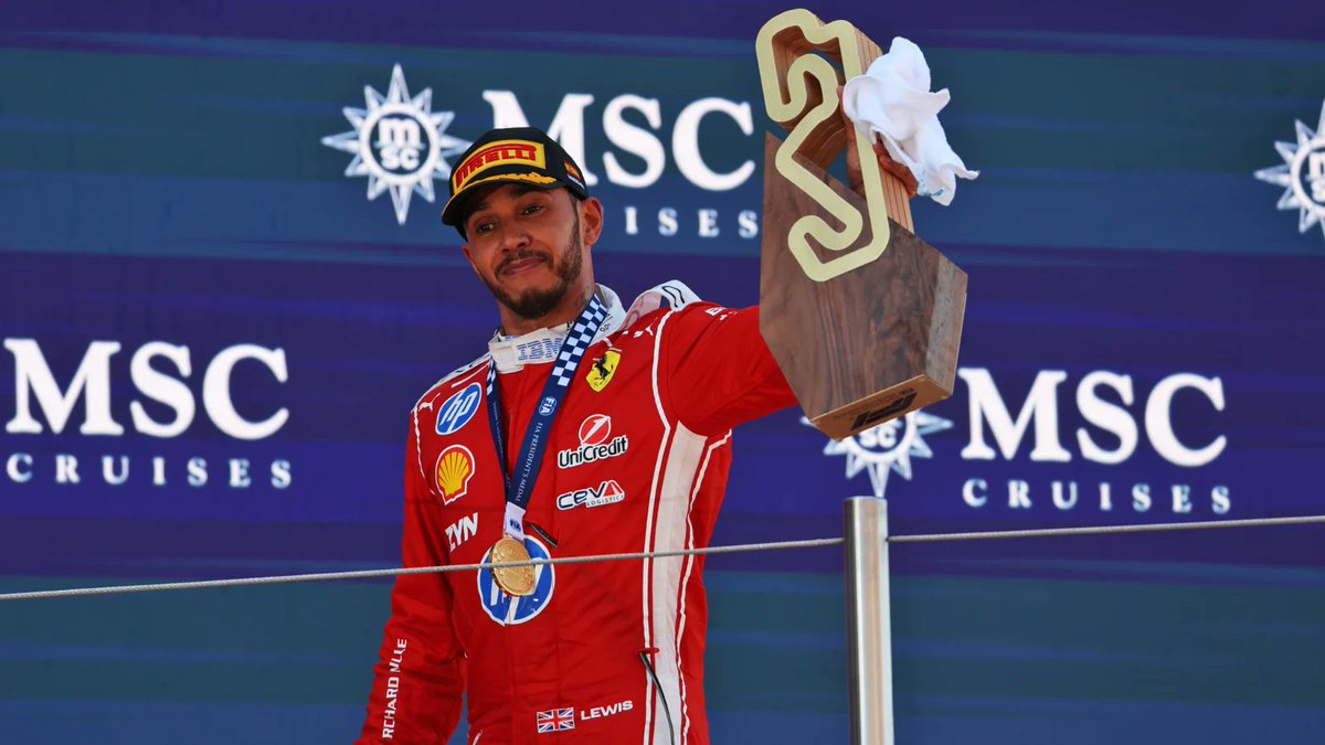 F1GuyDan's tweet photo. 🚨 Ferrari wins in all formats since 2025

1) Lewis Hamilton - 🇨🇳 2025 sprint
2) Lewis Hamilton - 🇪🇸 2026 race

END OF LIST. https://t.co/7hKOwkTVx0
