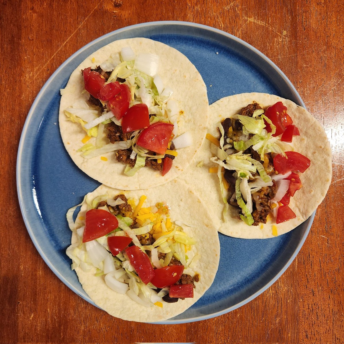 houndspo's tweet photo. white people taco night 🤤
365cal for the plate https://t.co/bZEOHtgXNS