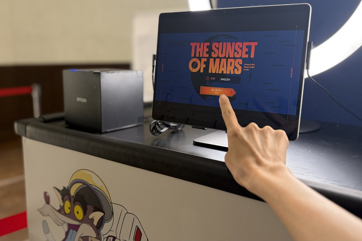 SSV__official's tweet photo. 期間限定アトラクション「THE SUNSET OF MARS」も今日から新登場！🚀

早速、ロケットに乗って火星旅行へ行ってきました💫
わー！\( ˆ꒳ˆ )/すごかったー！！✨本当に宇宙に行った気分になって楽しみました！
https://t.co/ZSQBjQCYKP

#THE_SUNSET_OF_MARS
#スペイン村火星旅行 https://t.co/qPKzk6nCnN
