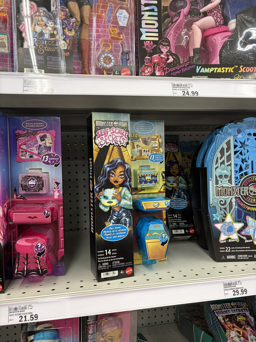 rolycolys's tweet photo. Other Meijer finds https://t.co/u74GX1dy8u