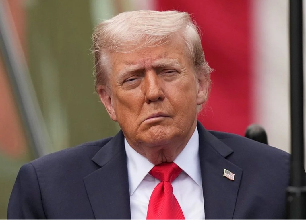 Zengypsea's tweet photo. @tctheatc @KateHydeNY Wait till you hear about this fucking idiot: https://t.co/l9tuM4fKOF
