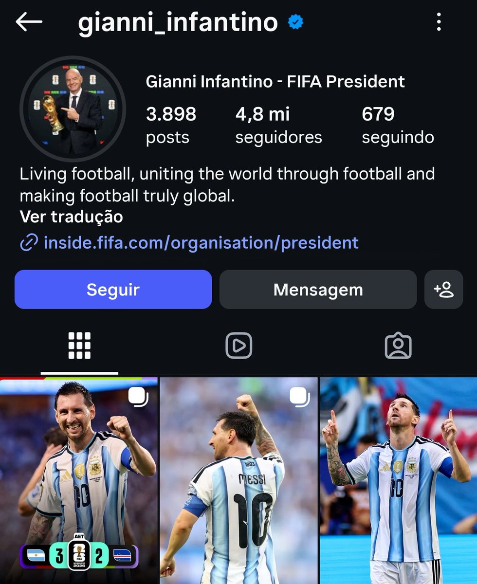 BagrescoreBr's tweet photo. Quando você tá na competição de quem é o maior fã do Messi mas seu concorrente é o Infantino https://t.co/2IY8j8ZMCz
