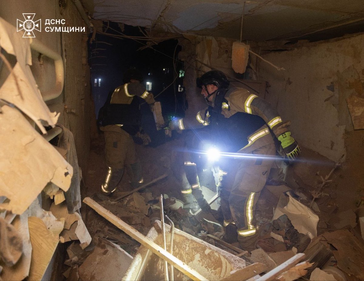 GlushkoDenys's tweet photo. ⚡️🤬 Emergency response efforts are continuing in Sumy after a Russian airstrike.

Russian forces used guided aerial bombs against residential buildings in the city center. People may still be trapped under the rubble of an apartment block.

According to Ukraine’s State Emergency Service, three people are confirmed dead, including a child. 27 people were injured, including six children. Many suffered serious injuries.

🎥 DSNS/Telegram