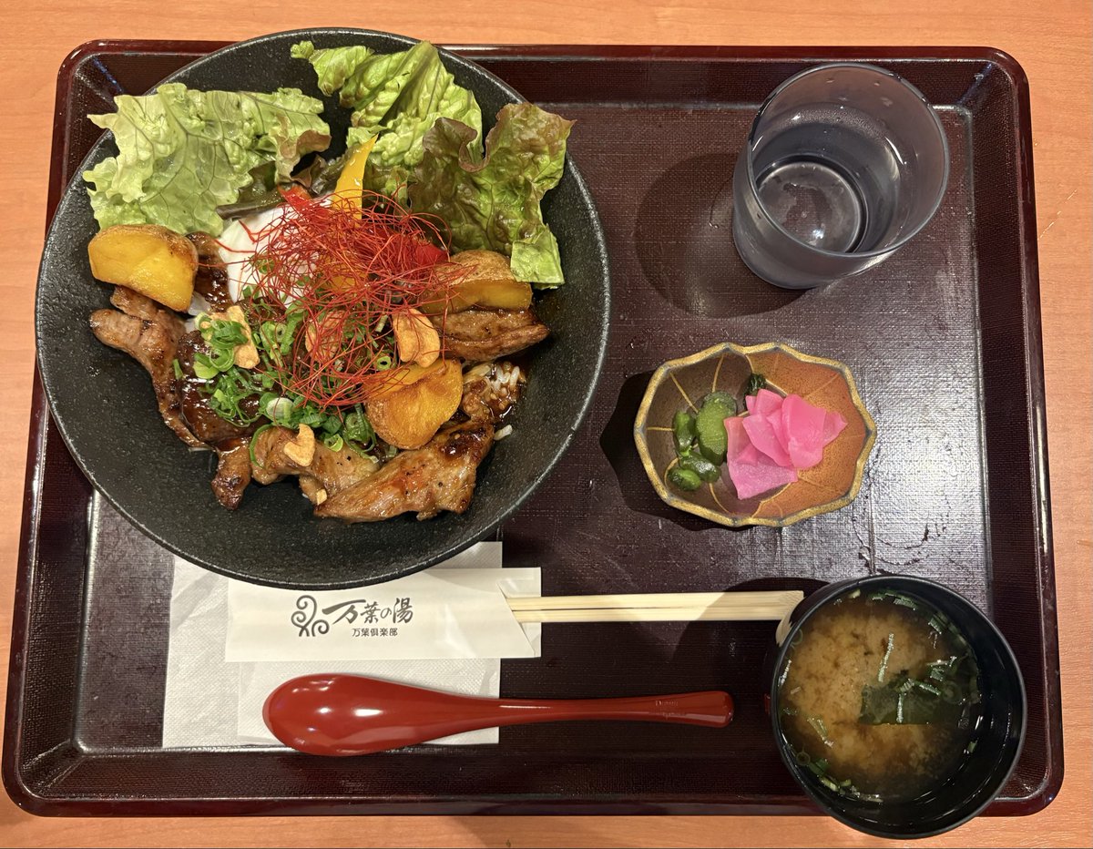 kenpi0508's tweet photo. ♨️サ活💦

ととのい求め今日もまた🚶...

#サ飯
#牛カルビ焼肉丼🐂🧄
#万葉の湯 https://t.co/a9MBN5GrTu
