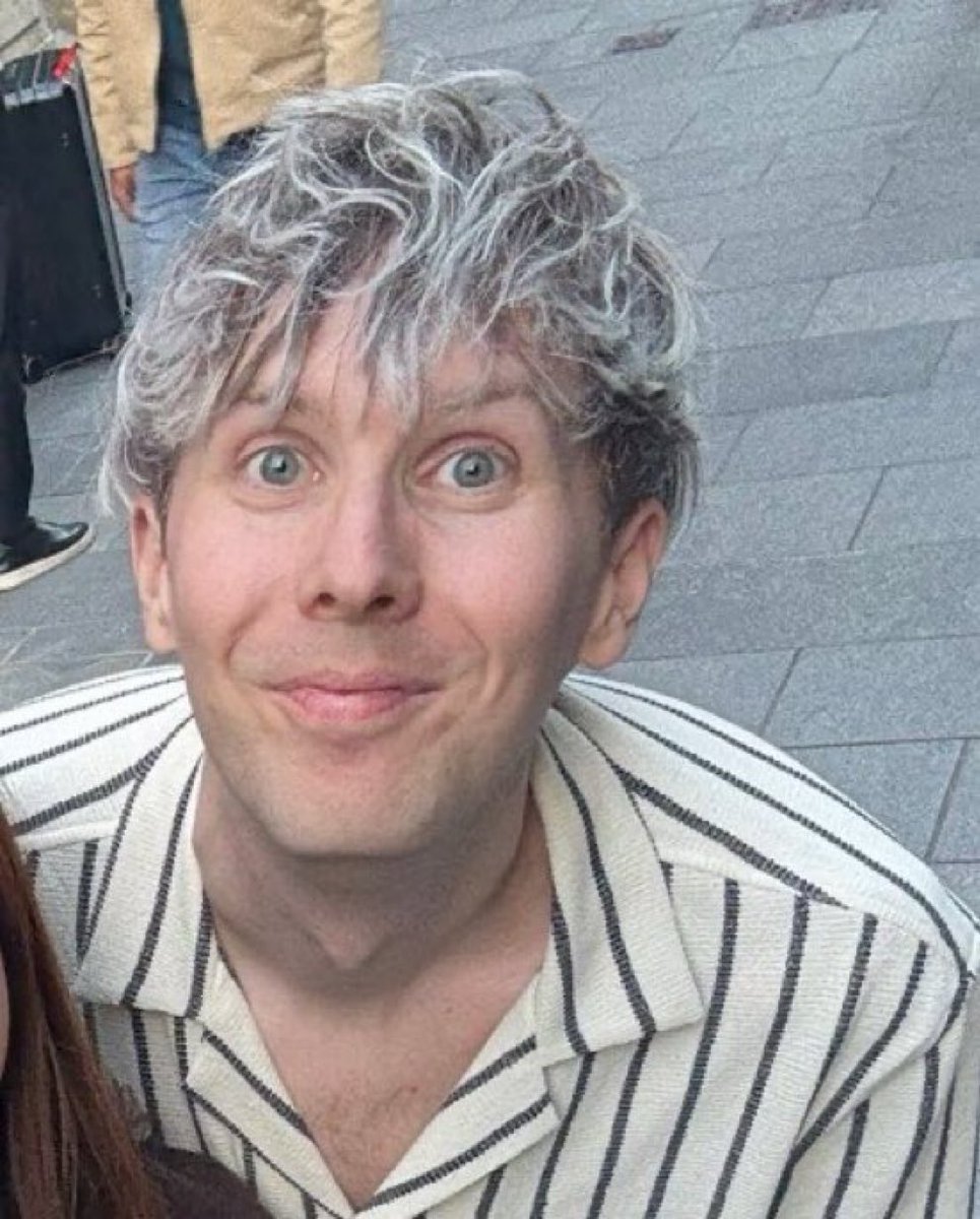 flowrsdnp's tweet photo. tphil lester https://t.co/wtU9fVloqy