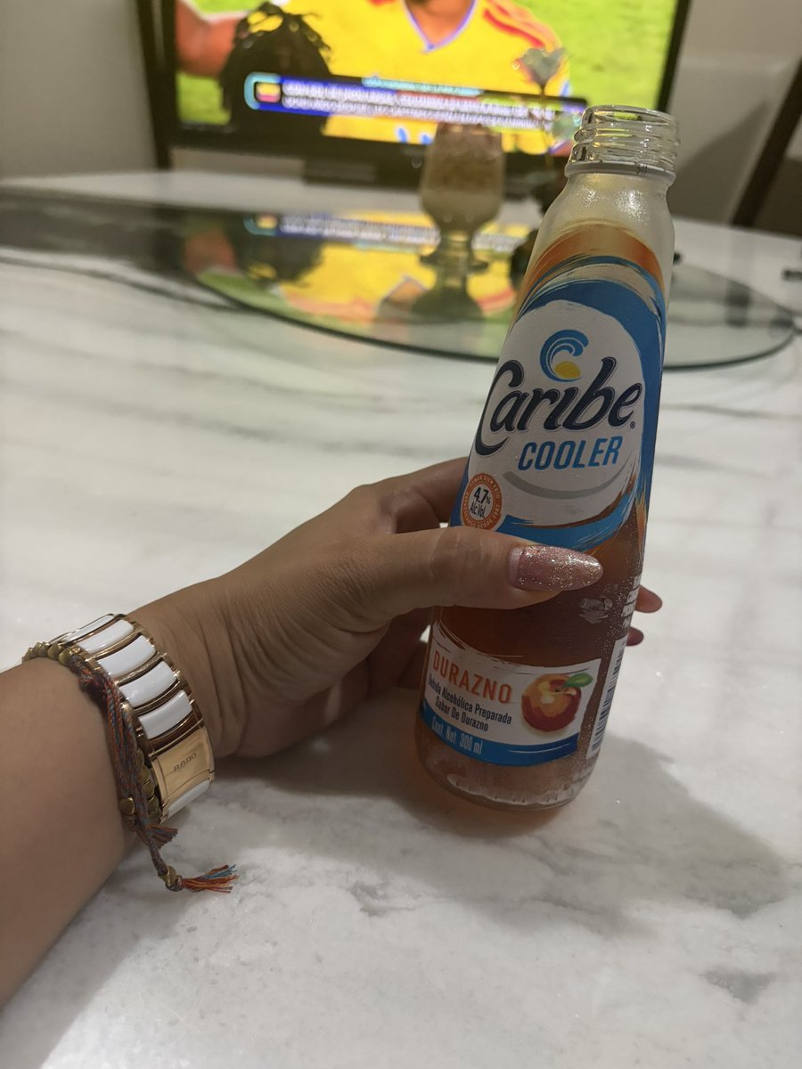 LauraTorruco's tweet photo. Salud! https://t.co/zh9f89rRtb