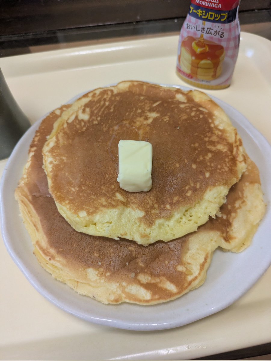 necobuta080's tweet photo. 先日30歳を迎えた独身異常者男性のお昼ご飯
ホットケーキってまじで美味いよな https://t.co/woBSzWtuSr