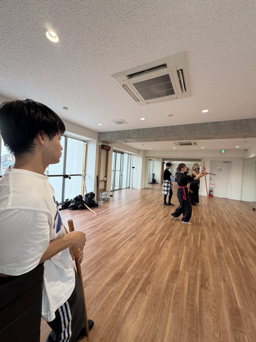 yuinomenotyou's tweet photo. 初めての一日練習4人＋1でやってます！！ https://t.co/p9AT63jfY4