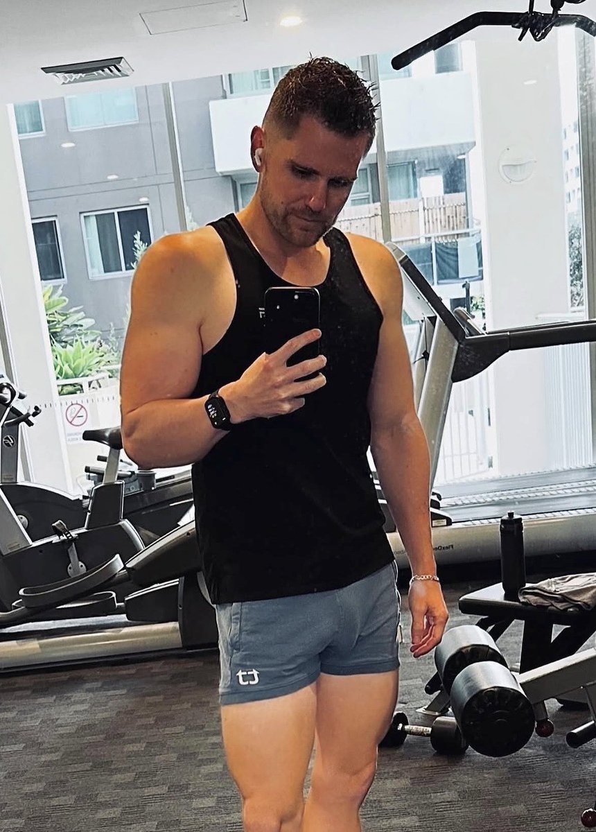 BodGoalzz's tweet photo. Pull sesh done 🏋🏽‍♂️💪🏼
#gains #gym #gymtime #gymlife #gymmotivation #GymSelfie #gymjunkie #fit #fitness #FitFam #FitLife #gymgoals #bodygoals #training #workout #workoutmotivation #muscle #abs #fitnessmotivation https://t.co/d2z2OTi3dt
