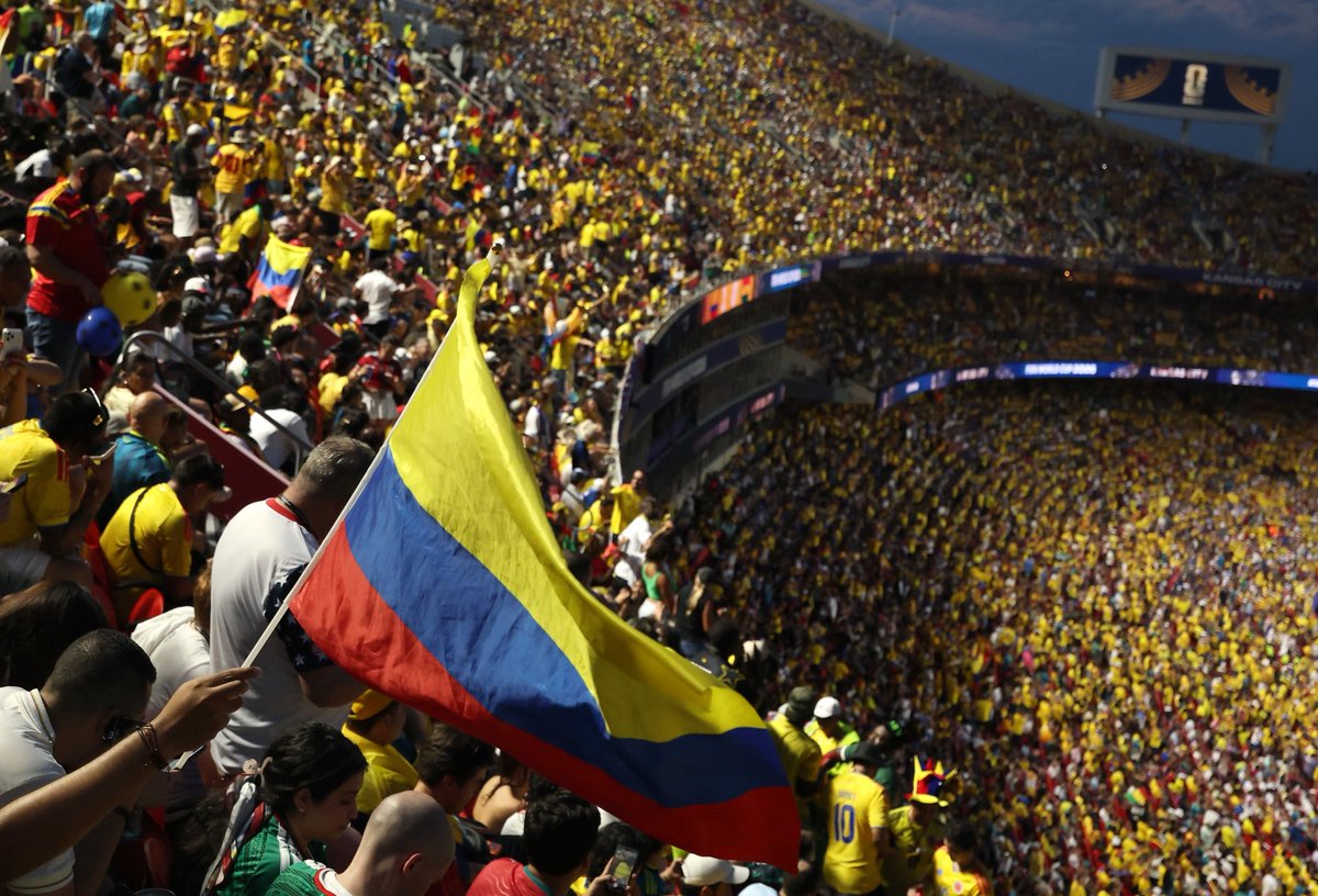 agdws's tweet photo. ¡Vamos, Colombia! Un gran triunfo para seguir avanzando en el Mundial, siempre Creyendo en Grande.

¡Felicitaciones por la clasificación a los Octavos de Final!

¡Vamos, Sudamérica! ¡Que la copa se quede en casa! https://t.co/Eq1z99fagD