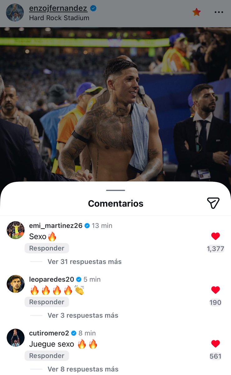 ejf249's tweet photo. lo que le comentan a julián: arañita de mi vida❤️
lo que le comentan a enzo: SEXO COITO RELACIONES SEXUALES https://t.co/JYDScRKJHN