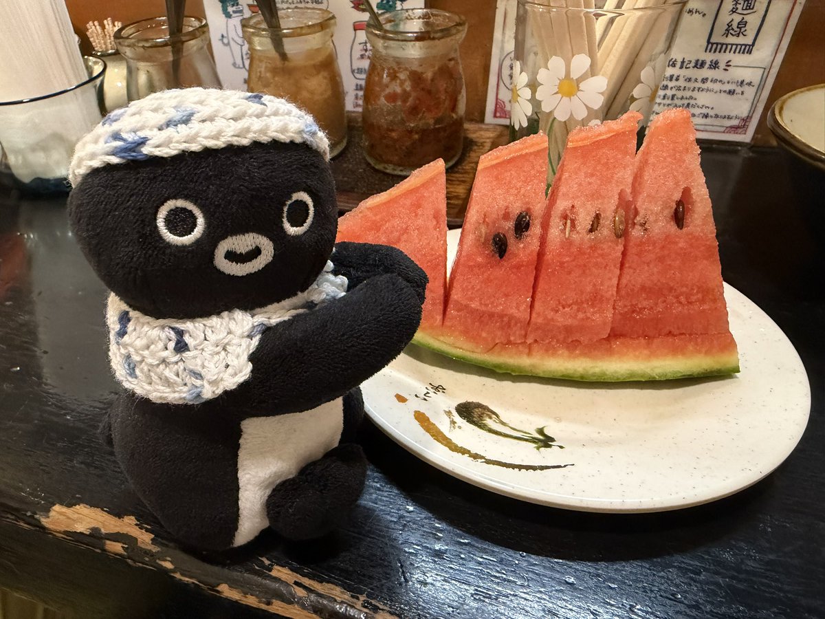 kiyoi1979's tweet photo. 西新宿の台湾料理のお店でランチ！
久しぶりに魯肉飯食べた😋
麺線は初めて食べたけど、トロッとしてて鰹出汁濃いめで美味しい！
デザートにスイカまで食べちゃった🍉 https://t.co/hXvRcQ0mU1