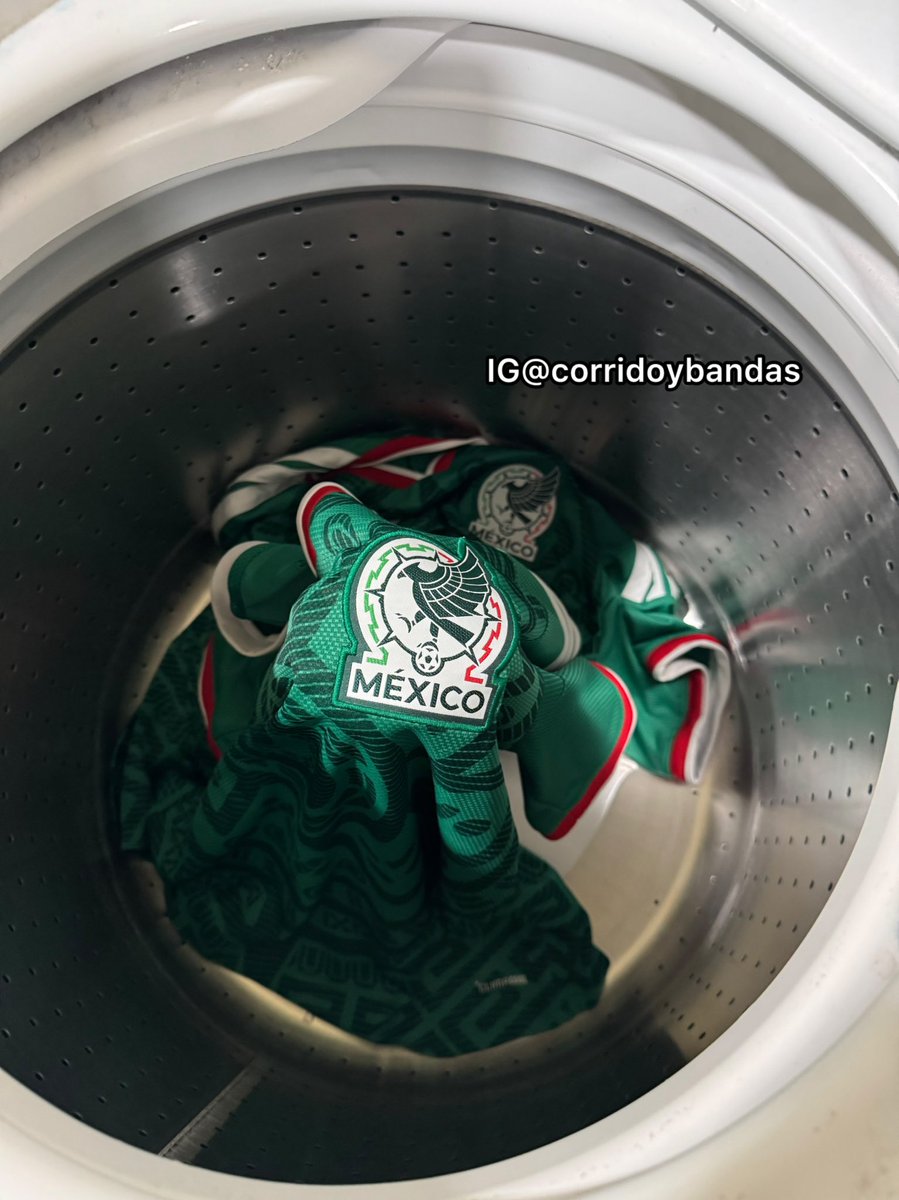 corridosybandas's tweet photo. Va por su quinta lavada 🇲🇽 https://t.co/DkeCBM5VCj