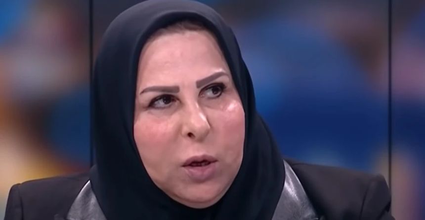 AmirBehgooy's tweet photo. Alia Nassif, deputy chair of Iraqi parliamentary integrity committee, (AKA Anti-corruption Committee), has been arrested for corruption. 

They preach the word of Allah to their supporters to keep them delusional, while they steal, cheat, and lie. https://t.co/1VJkUSs0yE