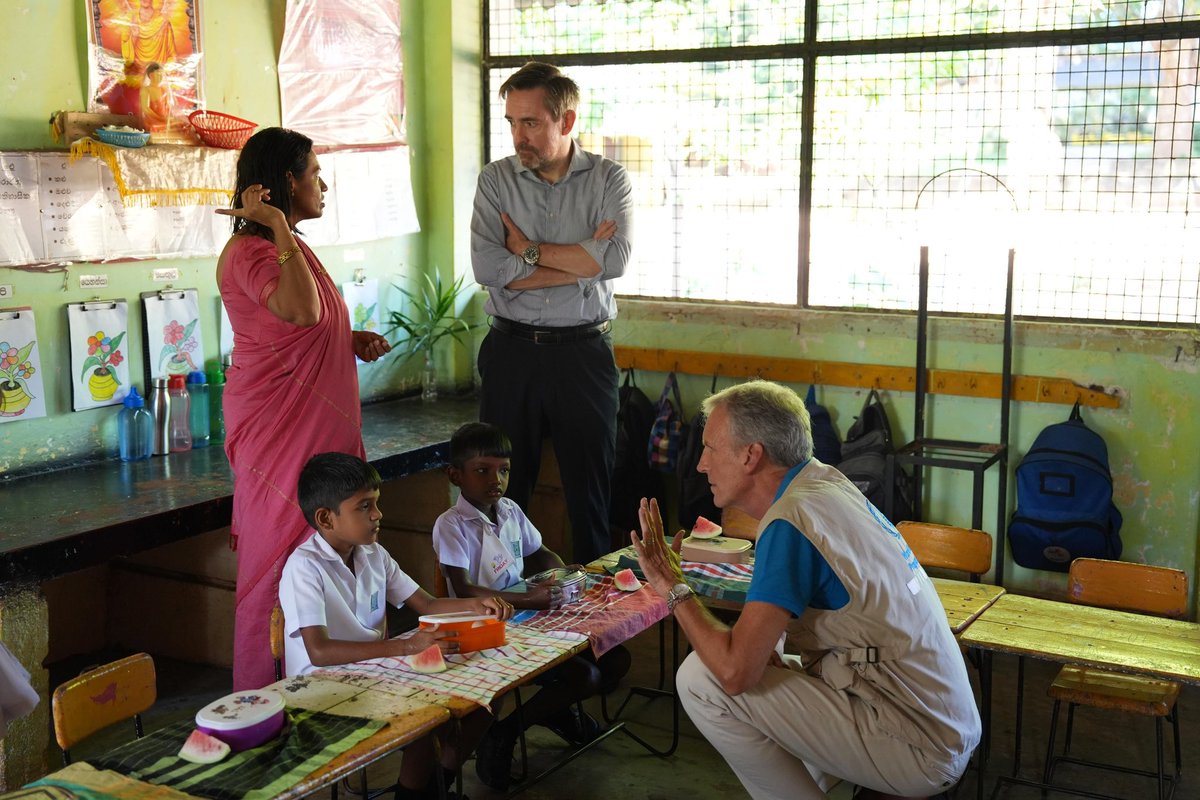 MAFrancheUN's tweet photo. Great join Govt &amp; @PhilipWard_WFP at Hindikiwula Vidyalaya school in Monaragala for nutritious school meal supported by @WFPSriLanka's Home-Grown School Feeding Programme. In a district with high level of food security, this meal ensures they have energy they need to learn &amp; grow https://t.co/ZFQt1gfqqP