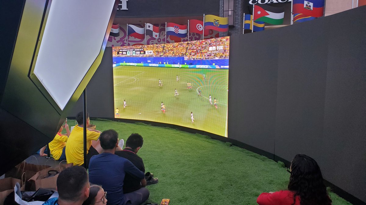 militantangleno's tweet photo. Big-ass geodesic futbol and #COLvsGHA Soccer Cup watch party at @citadel_outlets tonight.
#CommerceCA #WorldCup #WorldCup26 https://t.co/0AxlUu0CPz