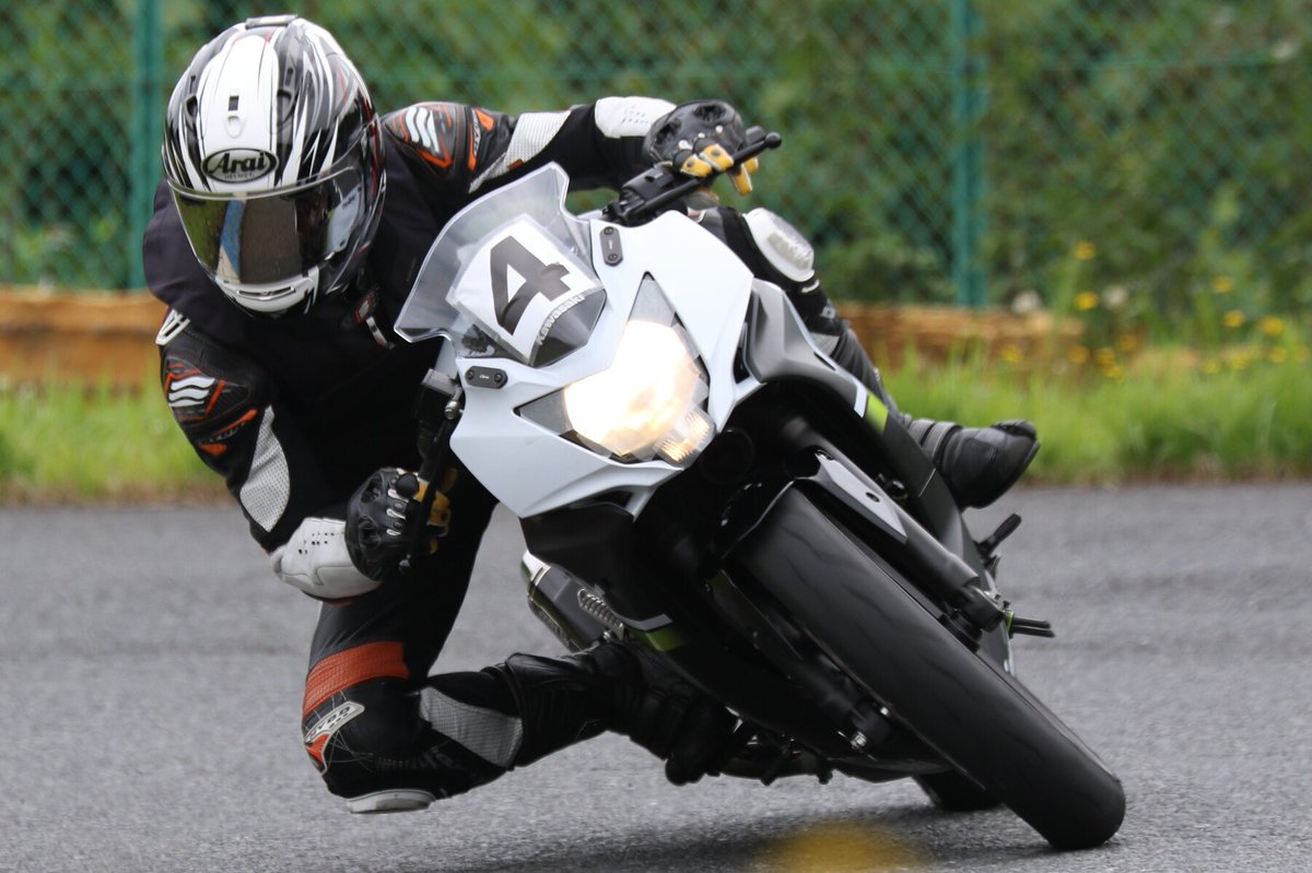 74juku's tweet photo. 【受付開始】2026年度 第8回 梨本塾 8月30日(日) トミンモーターランド バイクスクール走行会 開催
https://t.co/rWKuFuomLp 期間限定早割実施中 https://t.co/Wxcqt8C2mm
